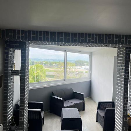 Appartement 2 Pieces A Кабур Екстериор снимка